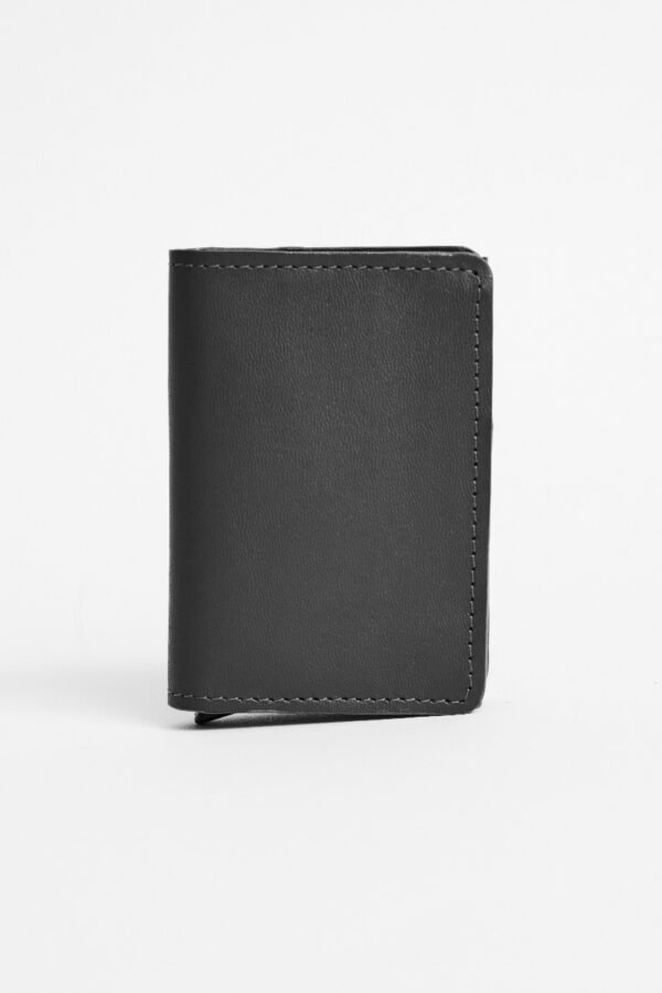 WhatsApp Image 2024-12-28 at 12.45.07 PM (1) Tarjetero Gris